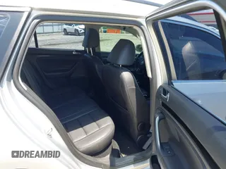 2012 Volkswagen Jetta TDI w/Sunroof & Nav z VIN 3VWPL7AJ3CM665981, wystawiony jako IAAI lot #42300570 z przebiegiem 141 609 mil mil oraz . Historia ofert i sprzedaży dostępna na DreamBid. Obrazek 8.
