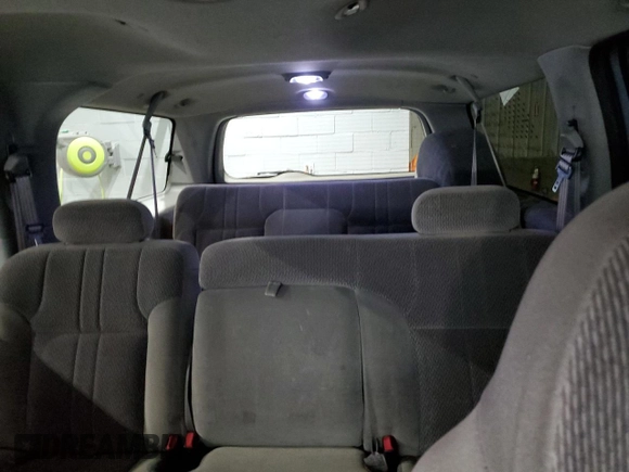 2001 Ford Excursion XLT z VIN 1FMNU41S11ED30084, wystawiony jako Copart lot #85847624 z przebiegiem 122 272 mil mil oraz Szkoda całkowita • Salvage title. Historia ofert i sprzedaży dostępna na DreamBid. Obrazek 10.