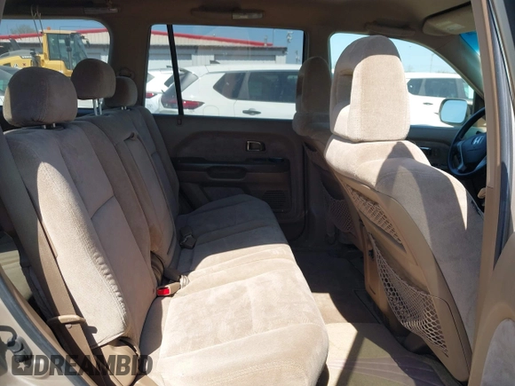 2004 Honda Pilot EX with VIN 2HKYF18464H599512, listed as a IAAI auction lot 42098213 with 224,054 mi miles and . Bid and sale history available at DreamBid. Image 8.
