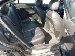 2009 Saturn Aura XR z VIN 1G8ZV57B09F118390, wystawiony jako IAAI lot #41813882 z przebiegiem 140 271 mil mil oraz . Historia ofert i sprzedaży dostępna na DreamBid. Obrazek 8.