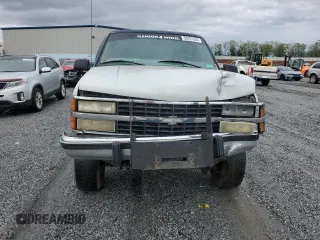 1998 Chevrolet Silverado 1500 with VIN 1GCEK14R0WZ137636, listed as a Copart auction lot 50781335 with 276,184 mi miles and Salvage Title. Bid and sale history available at DreamBid. Image 5.