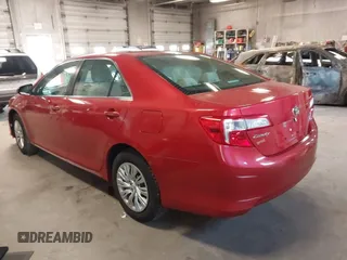 2013 Toyota Camry L with VIN 4T4BF1FK3DR285864, listed as a IAAI auction lot 41983989 with 145,621 mi miles. Bid and sale history available at carsss.com. Image 3.