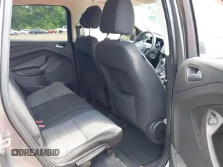 2013 Ford Escape SE z VIN 1FMCU0G9XDUB65263, wystawiony jako IAAI lot #42465579 z przebiegiem 196 751 mil mil oraz . Historia ofert i sprzedaży dostępna na DreamBid. Obrazek 8.
