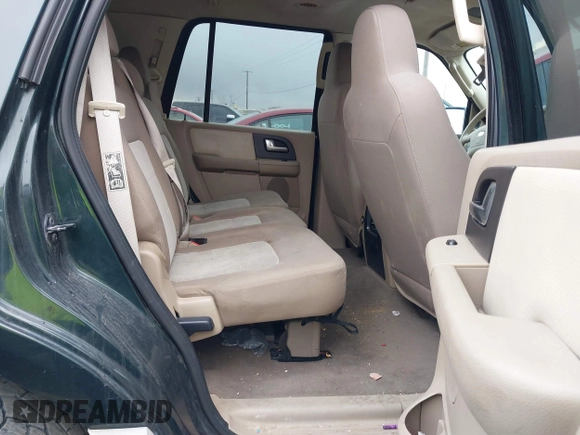 2004 Ford Expedition Special Service z VIN 1FMRU15W14LA15489, wystawiony jako IAAI lot #41795988 z przebiegiem 203 691 mil mil oraz . Historia ofert i sprzedaży dostępna na DreamBid. Obrazek 8.