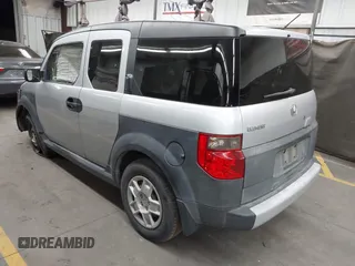 2007 Honda Element LX with VIN 5J6YH18337L010458, listed as a IAAI auction lot 42067828 with 251,061 mi miles and . Bid and sale history available at DreamBid. Image 3.