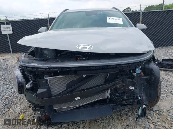 2025 Hyundai Kona SEL with VIN KM8HBCAB7SU273670, listed as a IAAI auction lot 42030055 with 3,600 mi miles. Bid and sale history available at carsss.com. Image 13.