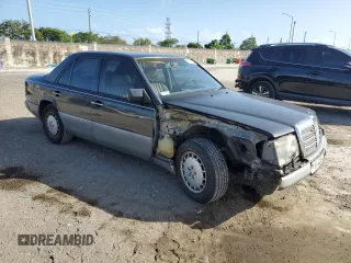 1991 Mercedes-Benz 300 с VIN WDBEB28D0MB487342, выставлен на аукционе Copart как лот 77837294 с пробегом 319 175 миль миль и Списание • Salvage title. История ставок и продаж доступна на DreamBid. Изображение 4.