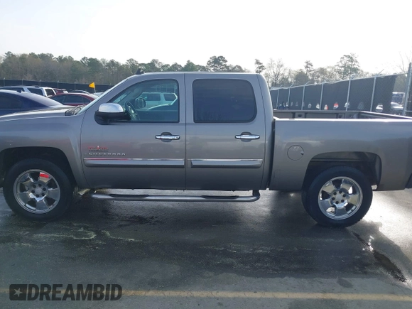 2009 Chevrolet Silverado 1500 LT with VIN 3GCEC23J79G164044, listed as a IAAI auction lot 41829225 with 207,650 mi miles. Bid and sale history available at carsss.com. Image 14.