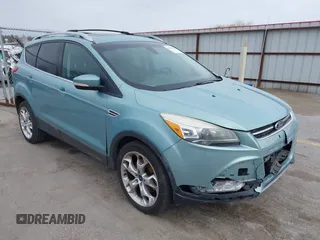 2013 Ford Escape Titanium z VIN 1FMCU0J90DUB14945, wystawiony jako IAAI lot #41864833 z przebiegiem 130 345 mil mil oraz . Historia ofert i sprzedaży dostępna na DreamBid. Obrazek 1.