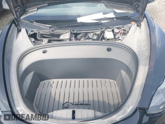 2023 Tesla Model 3 z VIN 5YJ3E1EAXPF639326, wystawiony jako IAAI lot #42132181 z przebiegiem 51 808 mil mil oraz . Historia ofert i sprzedaży dostępna na DreamBid. Obrazek 10.