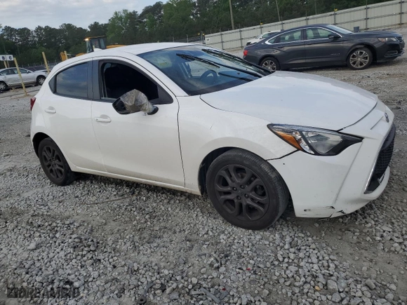 2020 Toyota Yaris Hatchback LE with VIN 3MYDLBJVXLY700151, listed as a Copart auction lot 51658774 with 161,097 mi miles and Salvage Title. Bid and sale history available at carsss.com. Image 4.