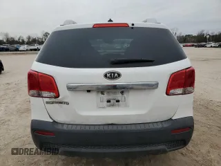 2011 Kia Sorento LX with VIN 5XYKT3A13BG133986, listed as a Copart auction lot 45411515 with 201,884 mi miles and Salvage Title. Bid and sale history available at carsss.com. Image 6.