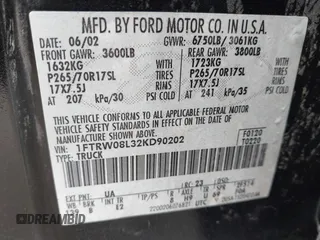 2002 Ford F-150 XLT with VIN 1FTRW08L32KD90202, listed as a IAAI auction lot 41850546 with 256,807 mi miles. Bid and sale history available at carsss.com. Image 9.