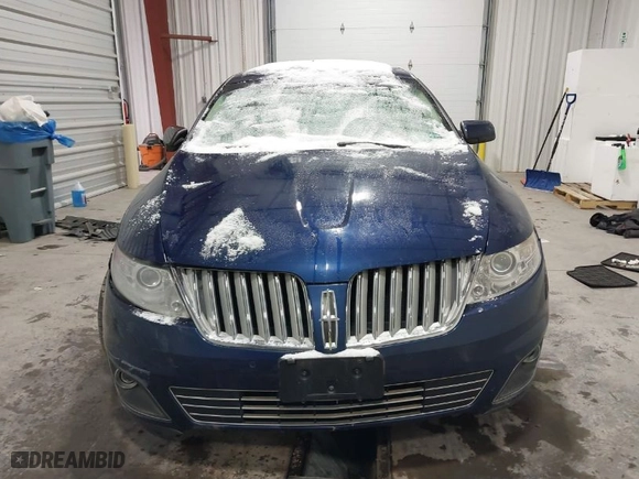2012 Lincoln MKS with VIN 1LNHL9DR4CG803053, listed as a IAAI auction lot 41553871 with 93670 miles. Bid and sale history available at carsss.com. Image 13.