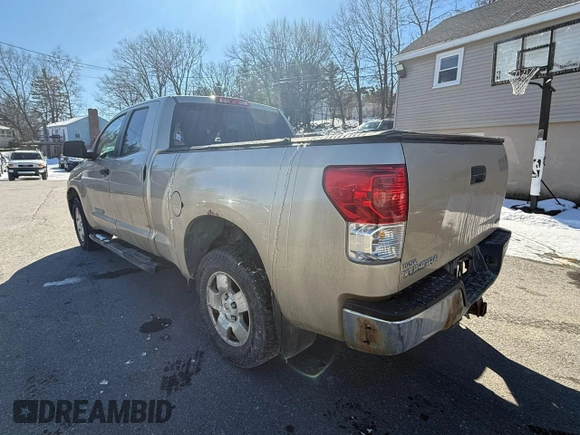 2010 Toyota Tundra 4WD Truck with VIN 5TFUM5F17AX015056, listed as a Copart auction lot 48601955 with 186,345 mi miles and Clean Title. Bid and sale history available at carsss.com. Image 3.