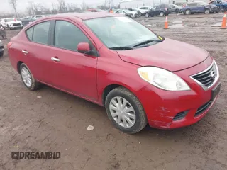 2012 Nissan Versa SV with VIN 3N1CN7AP3CL909086, listed as a IAAI auction lot 41475170 with 110,768 mi miles. Bid and sale history available at carsss.com. Image 1.