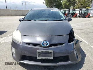 2010 Toyota Prius II with VIN JTDKN3DU4A0036574, listed as a Copart auction lot 56780145 with 204,102 mi miles and Clean Title. Bid and sale history available at DreamBid. Image 5.