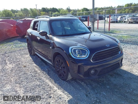 2022 MINI Countryman Oxford Edition with VIN WMZ23BR03N3N35831, listed as a IAAI auction lot 42002725 with 37,680 mi miles and . Bid and sale history available at DreamBid. Image 1.