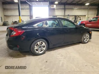 2018 Honda Civic LX with VIN 19XFC2F5XJE204085, listed as a Copart auction lot 51323935 with 164,201 mi miles and Salvage Title. Bid and sale history available at carsss.com. Image 3.