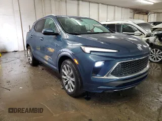 2024 Buick Encore GX Avenir с VIN KL4AMGSL2RB057630, выставлен на аукционе Copart как лот 89081825 с пробегом 6 096 миль миль и Списание • Salvage title. История ставок и продаж доступна на DreamBid. Изображение 4.