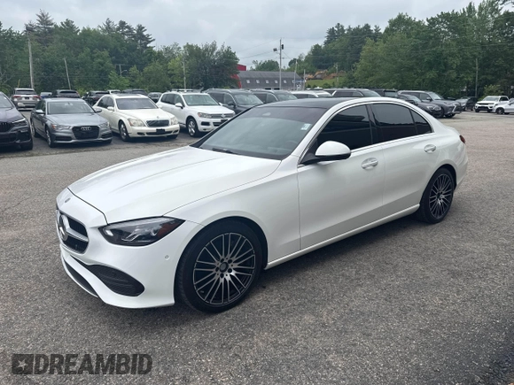 2022 Mercedes-Benz C 300 z VIN W1KAF4HB5NR016400, wystawiony jako IAAI lot #42467013 z przebiegiem 81 656 mil mil oraz . Historia ofert i sprzedaży dostępna na DreamBid. Obrazek 2.