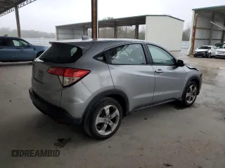 2021 Honda HR-V LX with VIN 3CZRU5H37MM729956, listed as a Copart auction lot 44676175 with 46,186 mi miles and Salvage Title. Bid and sale history available at carsss.com. Image 3.