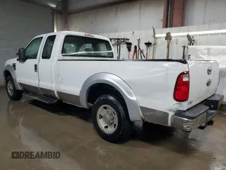 2008 Ford F-250 XL with VIN 1FTSX20568EB45795, listed as a Copart auction lot 82710014 with 149,667 mi miles and Salvage title. Bid and sale history available at DreamBid. Image 2.