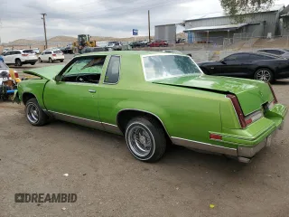 1981 Oldsmobile Cutlass z VIN 1G3AR47F1BR483296, wystawiony jako Copart lot #76765774 z przebiegiem 34 550 mil mil oraz Szkody całkowita. Historia ofert i sprzedaży dostępna na DreamBid. Obrazek 2.