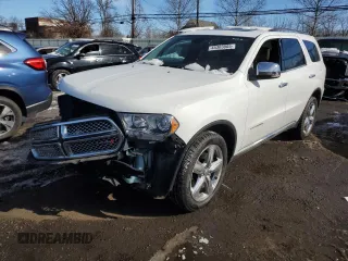 2013 Dodge Durango Citadel with VIN 1C4RDJEG0DC559608, listed as a Copart auction lot 45303005 with 176,638 mi miles and Salvage Title. Bid and sale history available at carsss.com. Image 1.