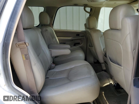 2004 GMC Yukon SLE with VIN 1GKEK13Z74J329055, listed as a Copart auction lot 55400044 with 182,473 mi miles and Clean Title. Bid and sale history available at carsss.com. Image 11.