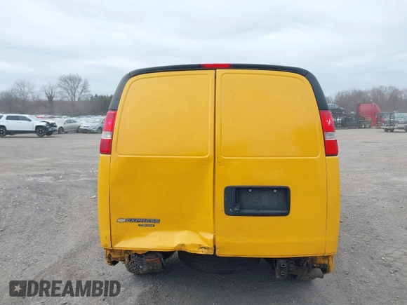 2016 Chevrolet Express Cargo Van with VIN 1GCWGBFF5G1215150, listed as a IAAI auction lot 41672104 with 152,723 mi miles. Bid and sale history available at carsss.com. Image 16.