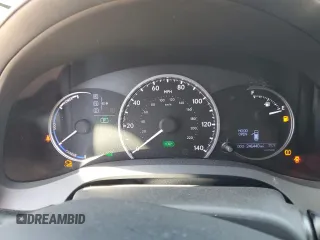 2012 Lexus CT 200h z VIN JTHKD5BH2C2115820, wystawiony jako Copart lot #54248125 z przebiegiem 246 440 mil mil oraz Szkoda całkowita • Salvage title. Historia ofert i sprzedaży dostępna na DreamBid. Obrazek 9.