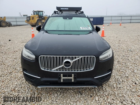 2017 Volvo XC90 Inscription with VIN YV4A22PL6H1149705, listed as a Copart auction lot 42707005 with 0 mi miles and Salvage Title. Bid and sale history available at carsss.com. Image 5.