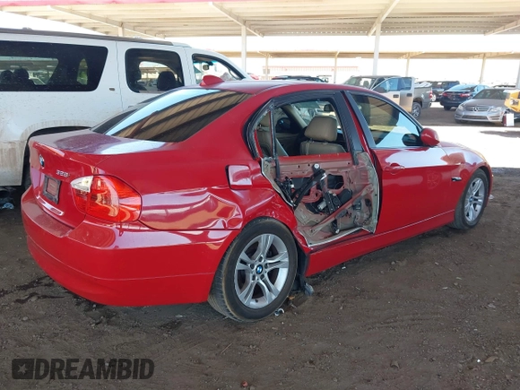 2008 BMW 3 Series 328i z VIN WBAVA33578KX85268, wystawiony jako IAAI lot #42583963 z przebiegiem 186 519 mil mil oraz . Historia ofert i sprzedaży dostępna na DreamBid. Obrazek 6.