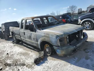 2000 Ford F-250 XL z VIN 1FTNX20F0YED45044, wystawiony jako Copart lot #41738605 z przebiegiem Nie podano mil oraz Szkoda całkowita • Salvage title. Historia ofert i sprzedaży dostępna na DreamBid. Obrazek 4.
