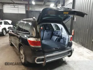 2012 Toyota Highlander Limited with VIN 5TDDK3EH4CS147130, listed as a IAAI auction lot 42321510 with 94,990 mi miles and . Bid and sale history available at DreamBid. Image 3.