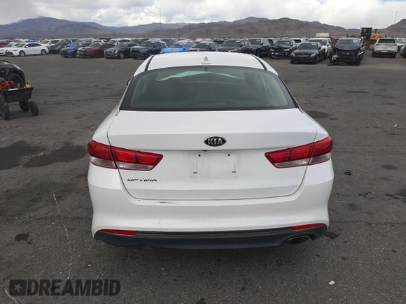 2017 Kia Optima LX z VIN 5XXGT4L37HG166870, wystawiony jako Copart lot #51380755 z przebiegiem 95 065 mil mil oraz Szkoda całkowita • Salvage title. Historia ofert i sprzedaży dostępna na DreamBid. Obrazek 6.