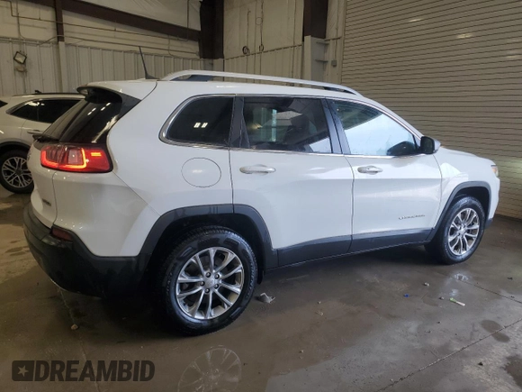 2019 Jeep Cherokee Altitude with VIN 1C4PJMLN8KD386205, listed as a Copart auction lot 54551055 with 98,197 mi miles and Salvage Title. Bid and sale history available at DreamBid. Image 3.