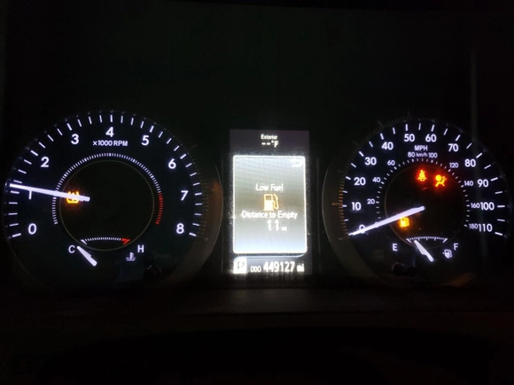 2018 Toyota Sienna LE с VIN 5TDJZ3DC2JS197865, выставлен на аукционе Copart как лот 68896164 с пробегом 449 127 миль миль и Чистый • Clean title. История ставок и продаж доступна на DreamBid. Изображение 9.