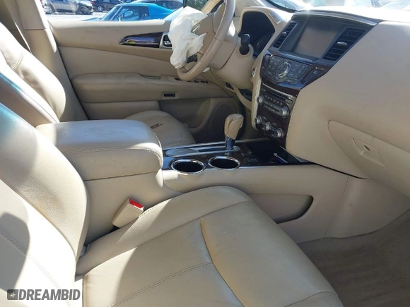 2014 Nissan Pathfinder SV with VIN 5N1AR2MN7EC682582, listed as a IAAI auction lot 41223254 with 149,860 mi miles. Bid and sale history available at carsss.com. Image 5.