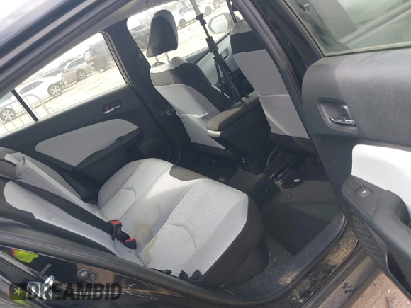 2017 Toyota Prius Two with VIN JTDKBRFU2H3052287, listed as a IAAI auction lot 41507689 with 82,205 mi miles and . Bid and sale history available at carsss.com. Image 8.