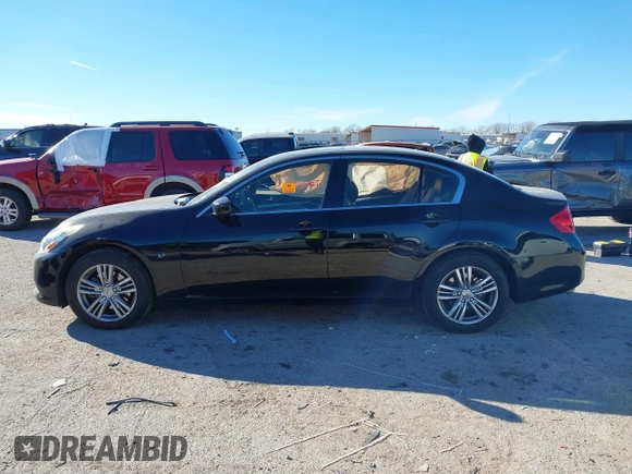 2015 Infiniti Q40 with VIN JN1CV6AR1FM650961, listed as a IAAI auction lot 41256986 with 1 mi miles. Bid and sale history available at carsss.com. Image 14.