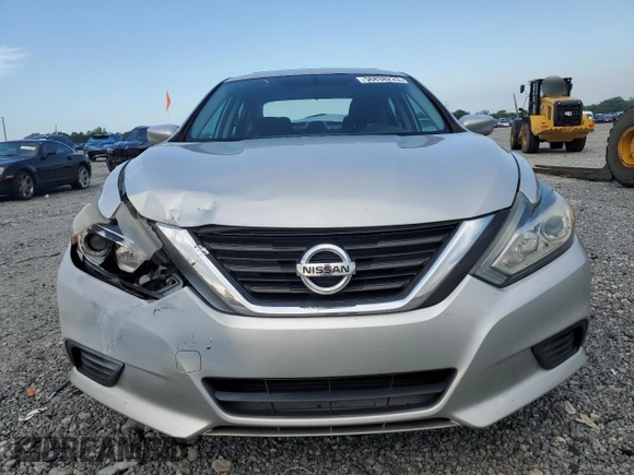 2017 Nissan Altima SR с VIN 1N4AL3AP8HN325928, выставлен на аукционе Copart как лот 56838225 с пробегом 144 647 миль миль и Списание • Salvage title. История ставок и продаж доступна на DreamBid. Изображение 5.