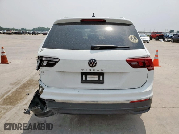2024 Volkswagen Tiguan SE with VIN 3VVNB7AX5RM133921, listed as a Copart auction lot 58341925 with 7,865 mi miles and Salvage title. Bid and sale history available at DreamBid. Image 6.