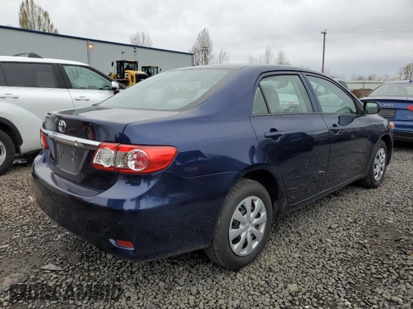 2013 Toyota Corolla L with VIN 5YFBU4EEXDP182326, listed as a Copart auction lot 50921225 with 105,654 mi miles and Salvage Title. Bid and sale history available at carsss.com. Image 3.