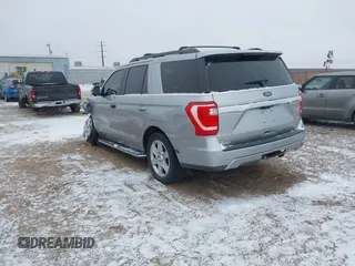 2020 Ford Expedition XLT z VIN 1FMJU1JTXLEA56148, wystawiony jako IAAI lot #41602849 z przebiegiem 133 596 mil mil oraz . Historia ofert i sprzedaży dostępna na DreamBid. Obrazek 3.
