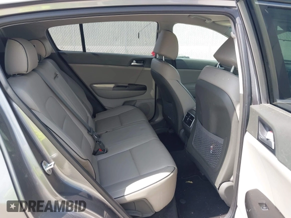 2017 Kia Sportage EX with VIN KNDPN3AC7H7083648, listed as a IAAI auction lot 42464382 with 200,167 mi miles and . Bid and sale history available at DreamBid. Image 8.