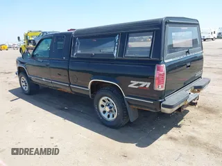 1998 Chevrolet Silverado 1500 with VIN 2GCEK19RXW1115404, listed as a IAAI auction lot 42176667 with 218,413 mi miles and . Bid and sale history available at DreamBid. Image 3.