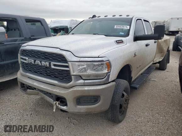 2021 Ram 3500 Tradesman with VIN 3C63RRGL7MG588964, listed as a Copart auction lot 69483974 with 139,707 mi miles and Salvage Title. Bid and sale history available at carsss.com. Image 1.