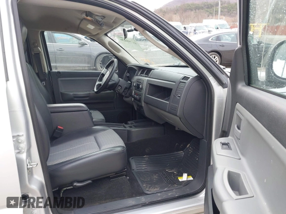 2009 Dodge Dakota with VIN 1D3HW78P99S805984, listed as a IAAI auction lot 41798436 with 76,880 mi miles and . Bid and sale history available at DreamBid. Image 5.